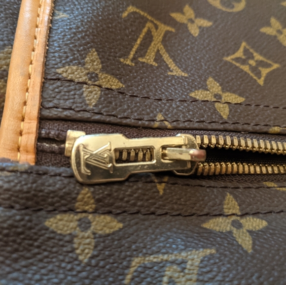 Louis Vuitton Garment Bag - Picture 6 of 16